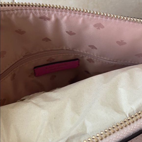 ** SOLD ** Kate Spade Purse - Picture 3 of 5
